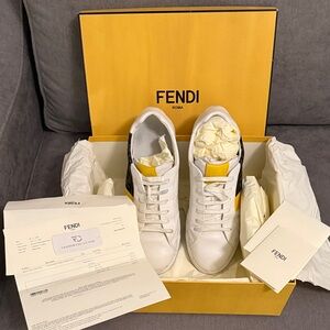 Fendi Men's Sneakers in White and Yellow